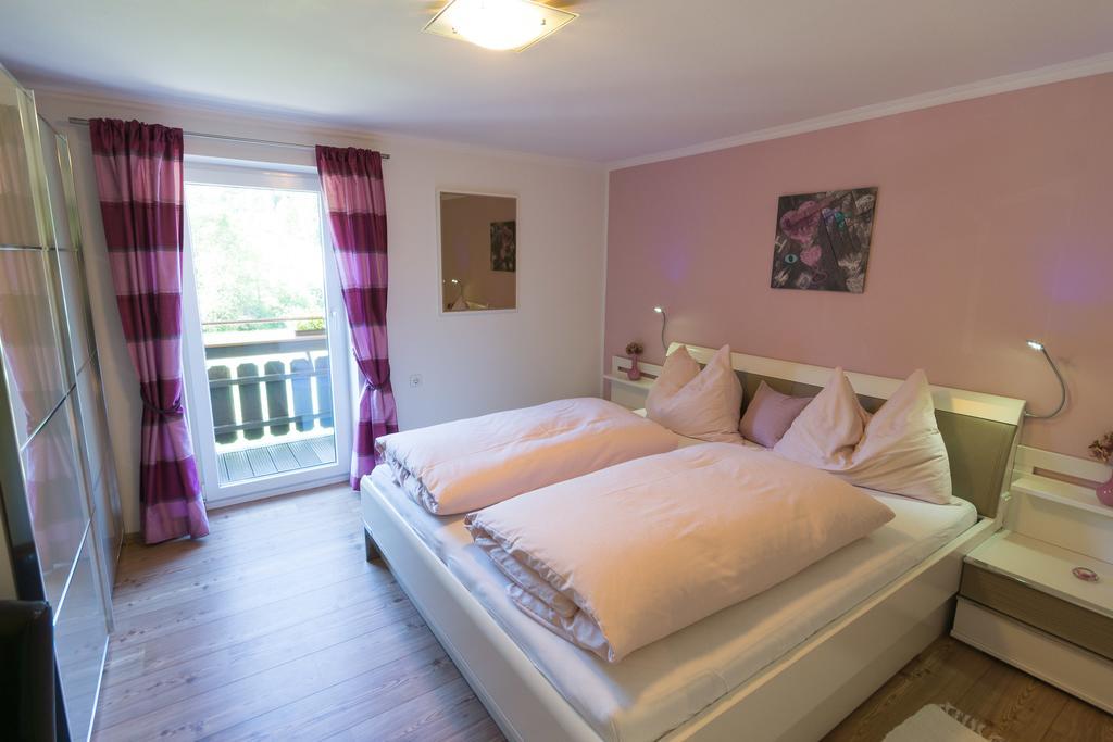 Ferienhaus Christine Taxenbach Kültér fotó